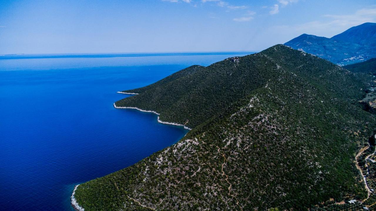 Manto Studios Tirósz Kültér fotó